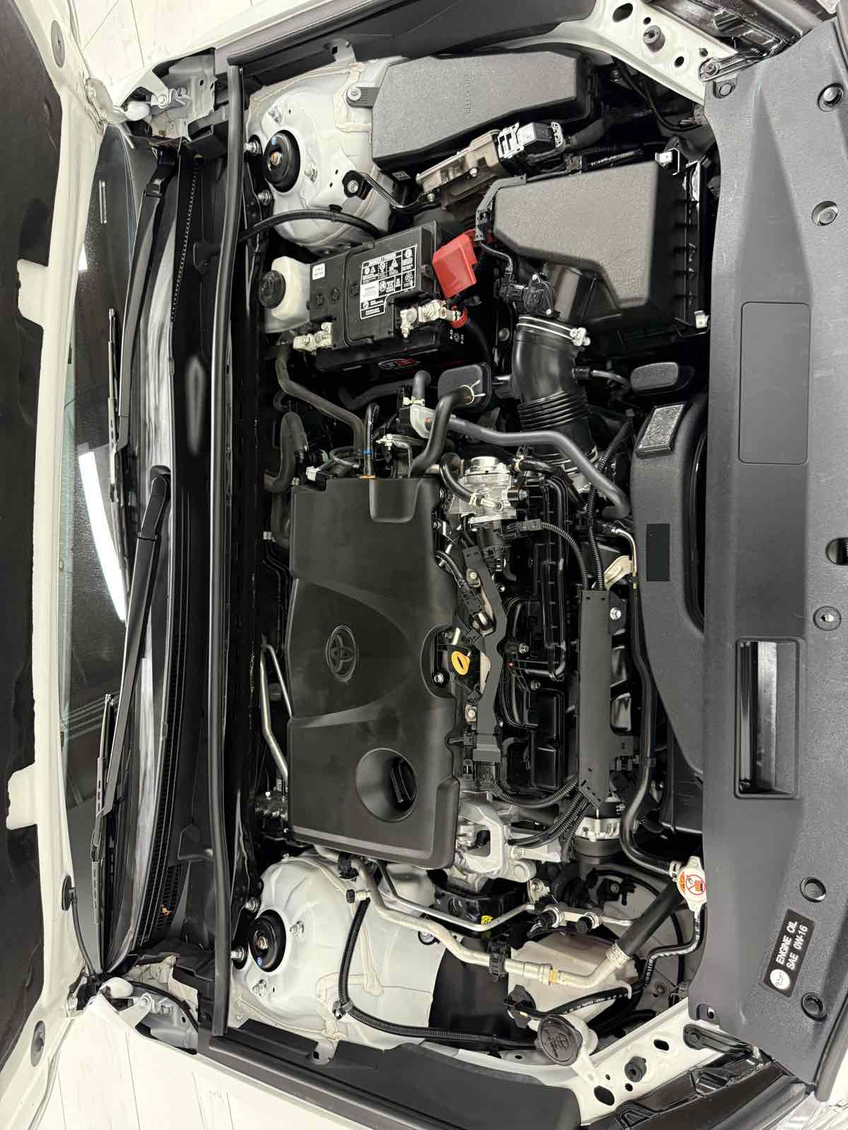 2022 Toyota Camry SE photo 37