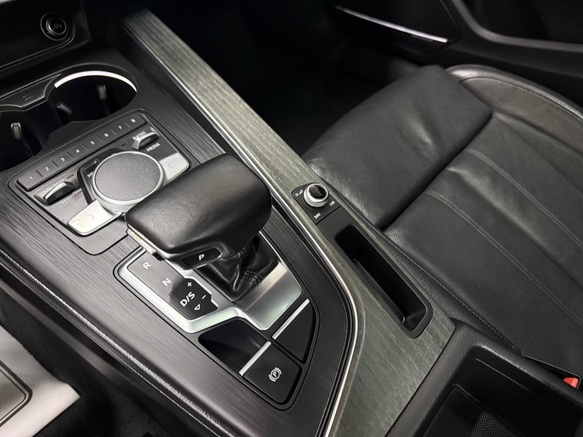2018 Audi A5 Premium Plus S line Quattro photo 25