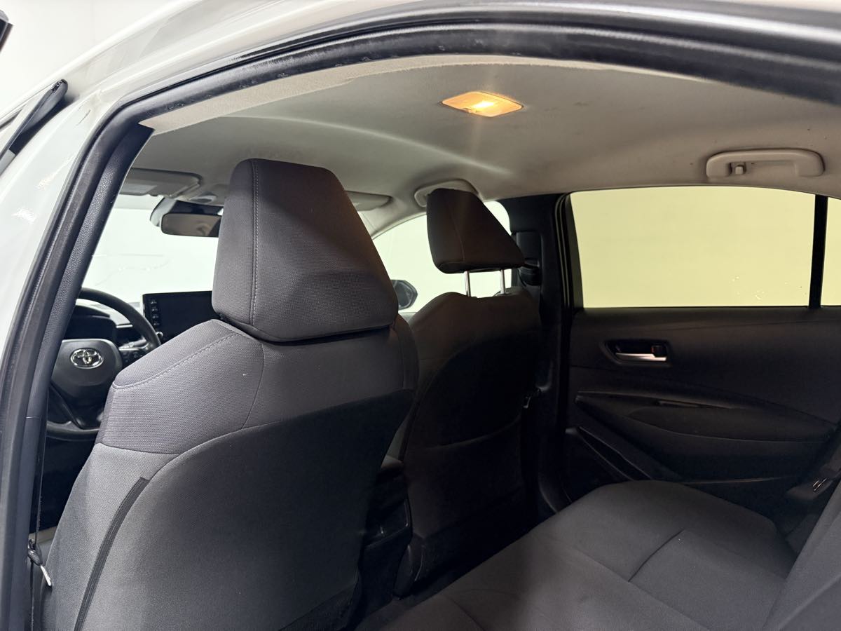 2021 Toyota Corolla Hybrid LE photo 15