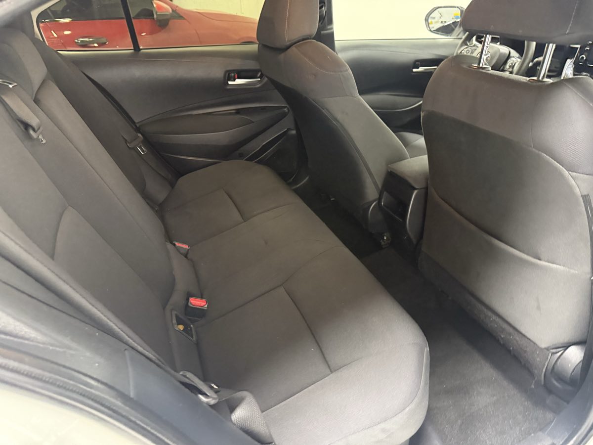 2021 Toyota Corolla Hybrid LE photo 20