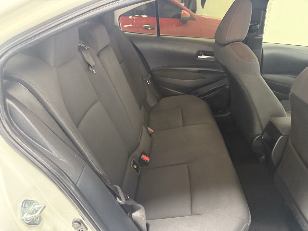 2021 Toyota Corolla Hybrid LE photo 21