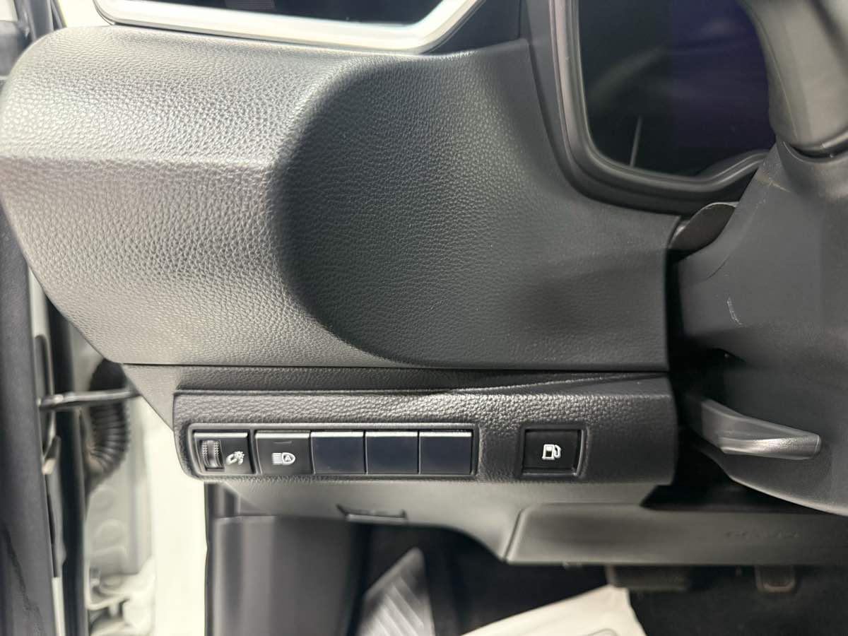 2021 Toyota Corolla Hybrid LE photo 26