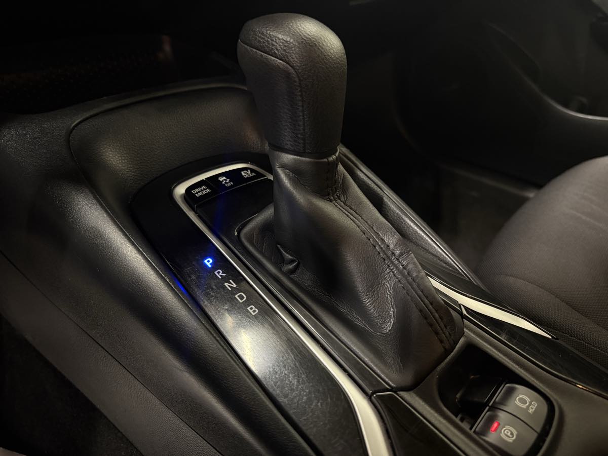 2021 Toyota Corolla Hybrid LE photo 29