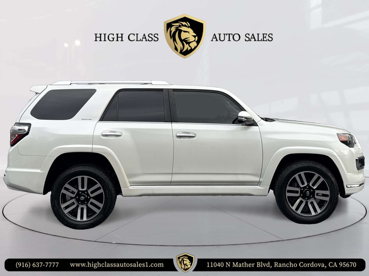 2022 Toyota 4Runner Limited photo 4