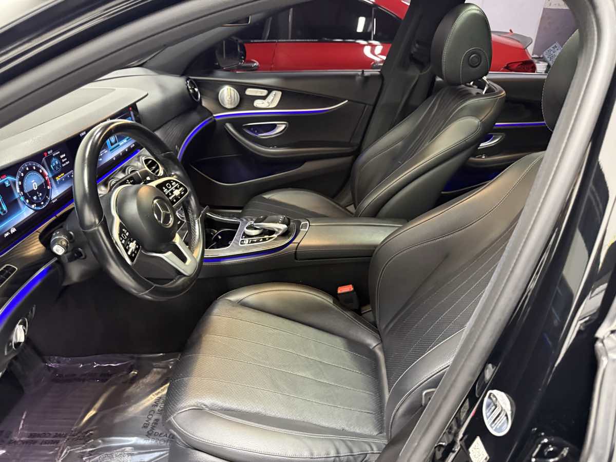 2020 Mercedes Benz E 350 photo 11