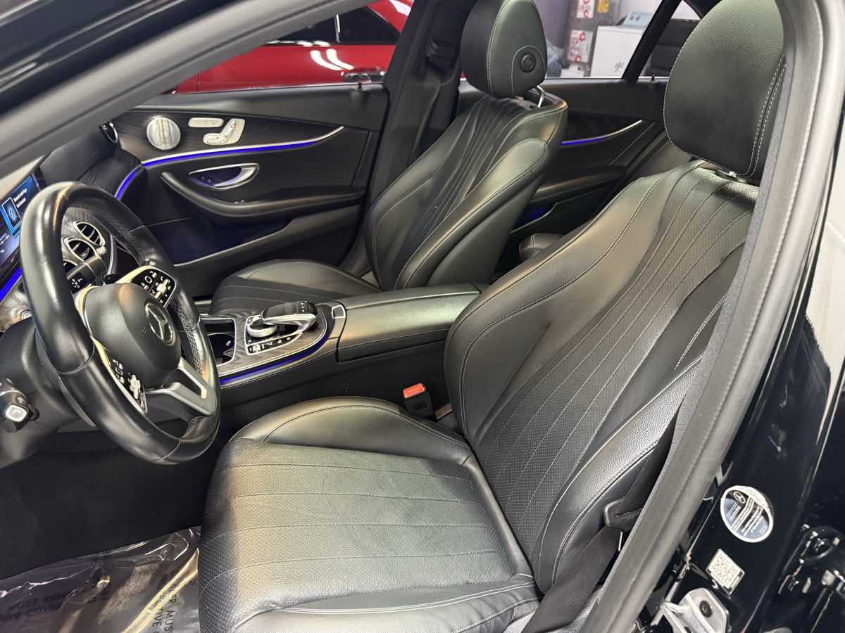 2020 Mercedes Benz E 350 photo 12