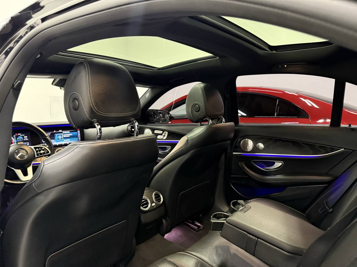 2020 Mercedes Benz E 350 photo 14