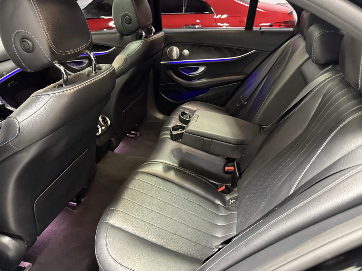 2020 Mercedes Benz E 350 photo 15