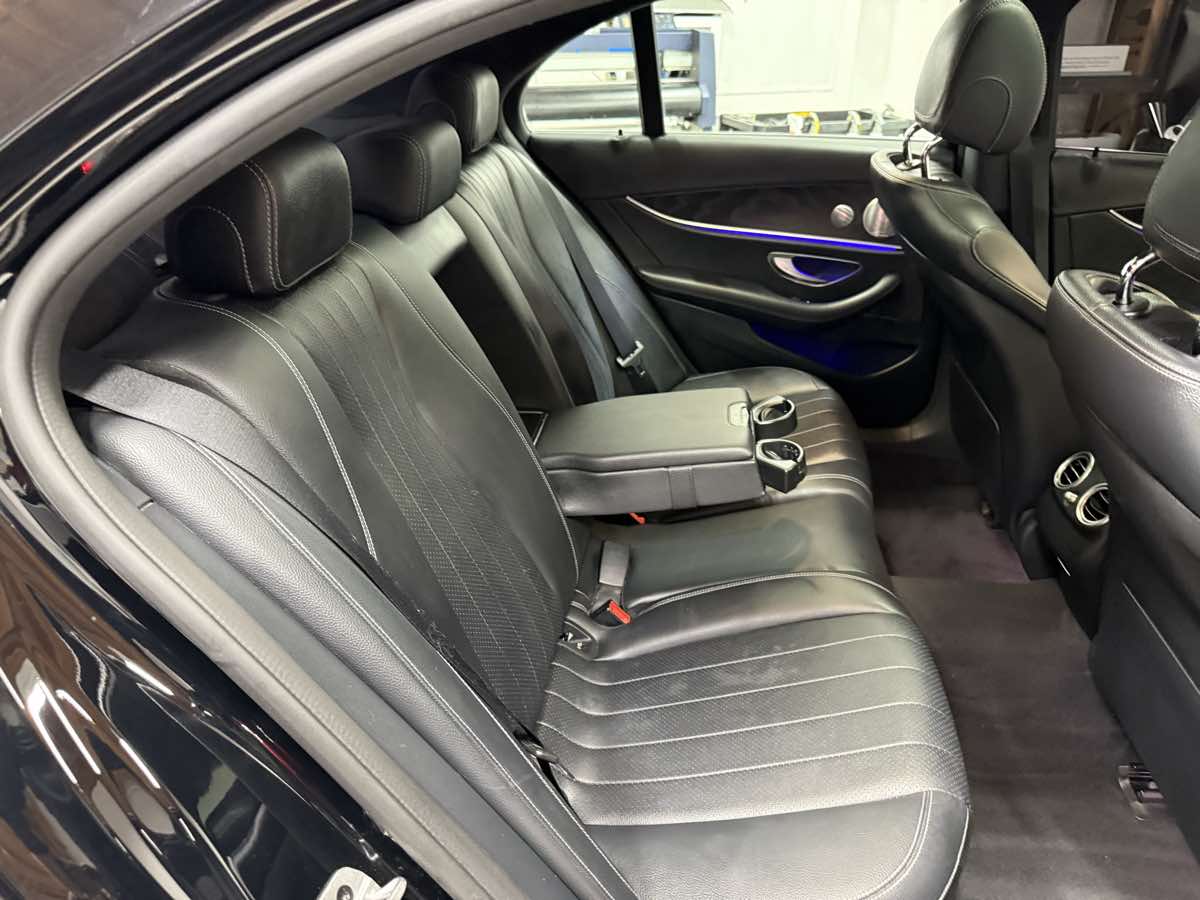 2020 Mercedes Benz E 350 photo 20