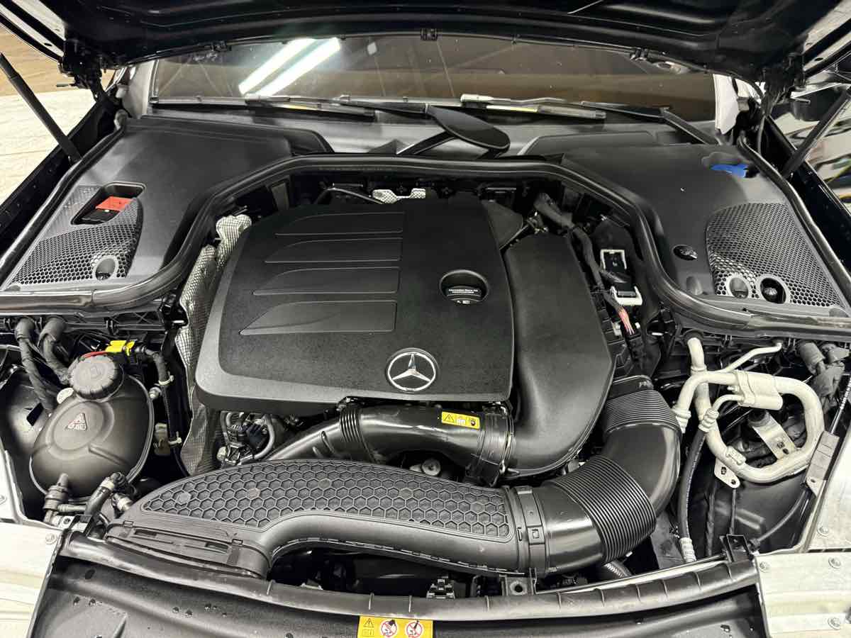 2020 Mercedes Benz E 350 photo 38