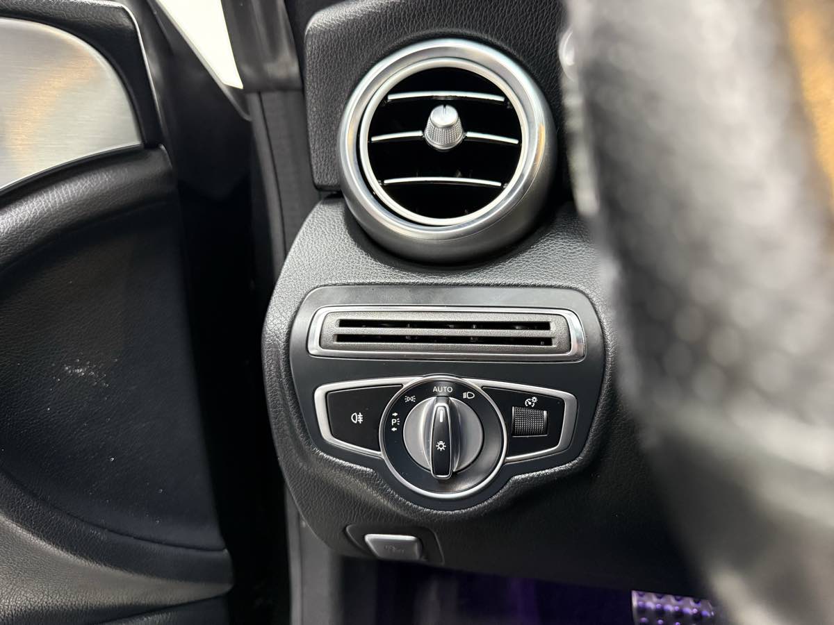 2019 Mercedes Benz C 300 Cabriolet photo 19
