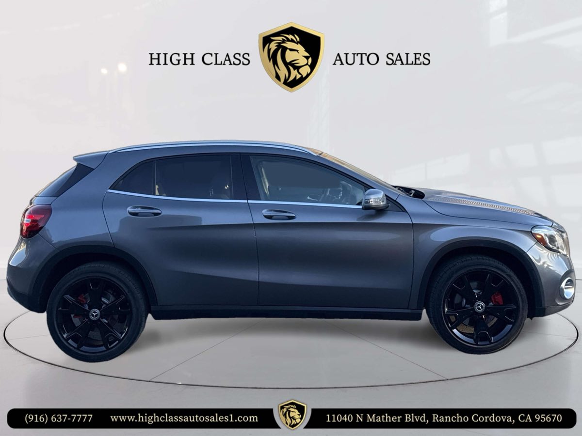 2019 Mercedes Benz GLA 250 photo 3