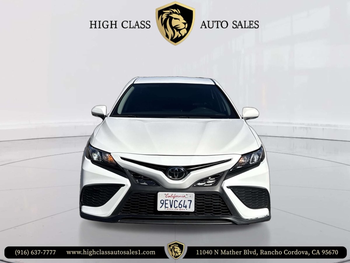 2023 Toyota Camry SE photo 2