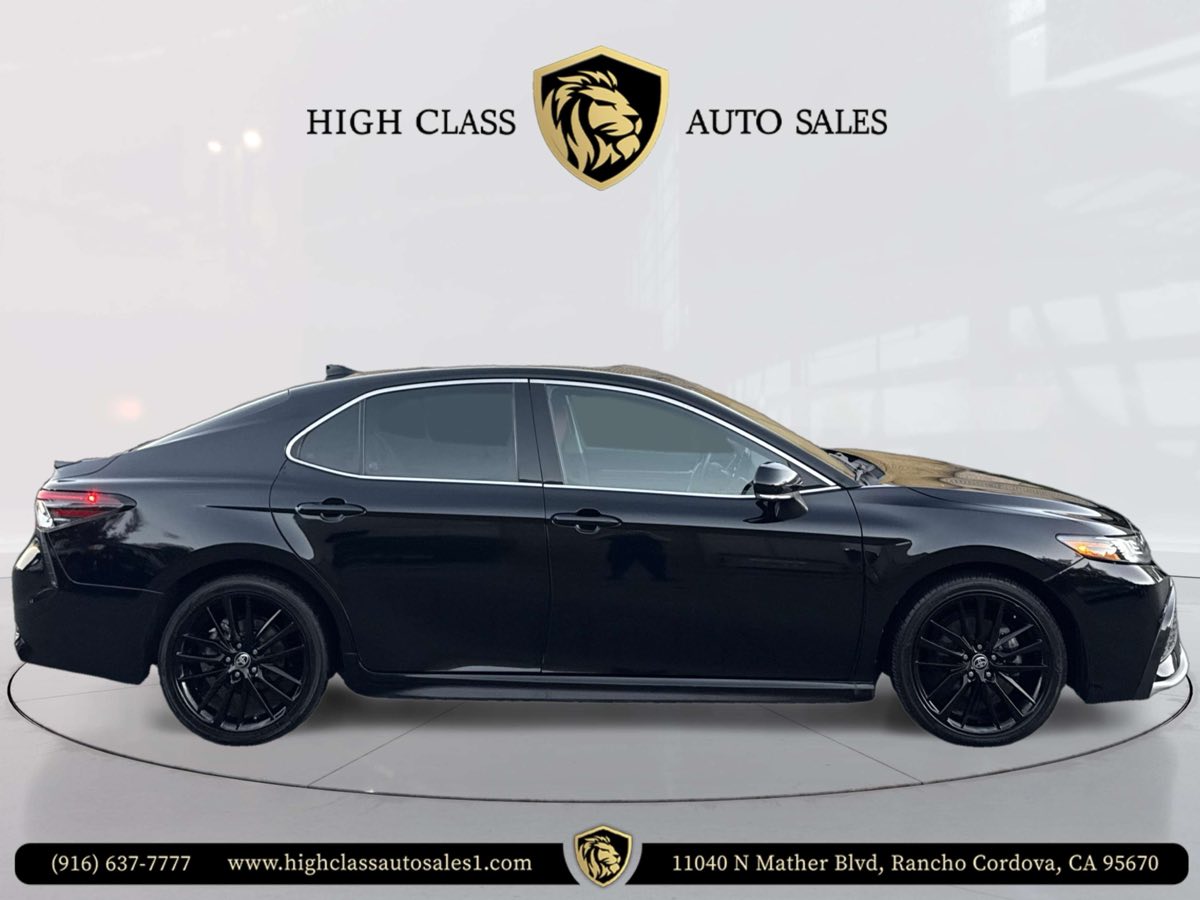 2021 Toyota Camry XSE photo 4