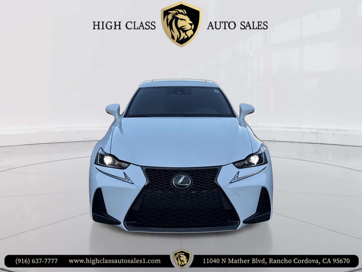 2018 Lexus IS 300 F SPORT photo 2