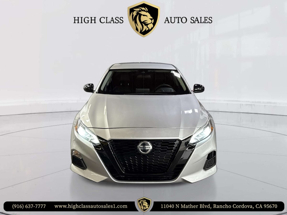 2021 Nissan Altima 2.5 SR photo 2