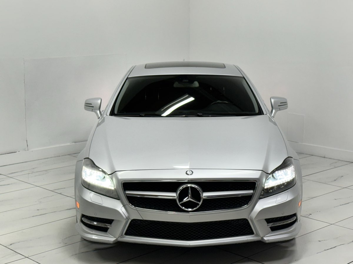 2013 Mercedes Benz CLS 550 photo 2
