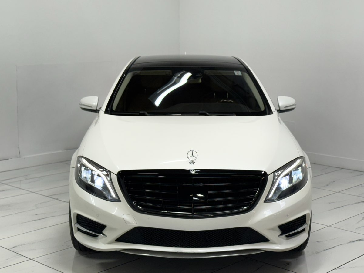 2015 Mercedes Benz S 550 photo 4