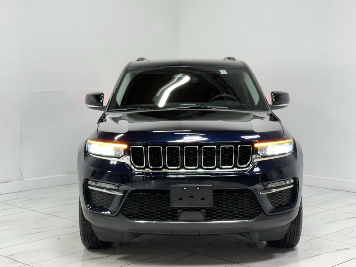 2022 Jeep Cherokee Limited 4xe photo 3