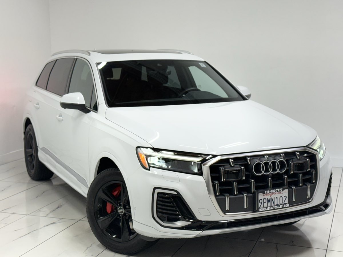2025 Audi Q7 Premium 45 photo 2