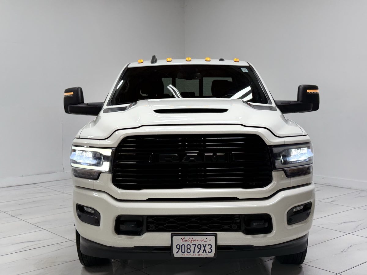 2024 Ram 3500 Laramie photo 3