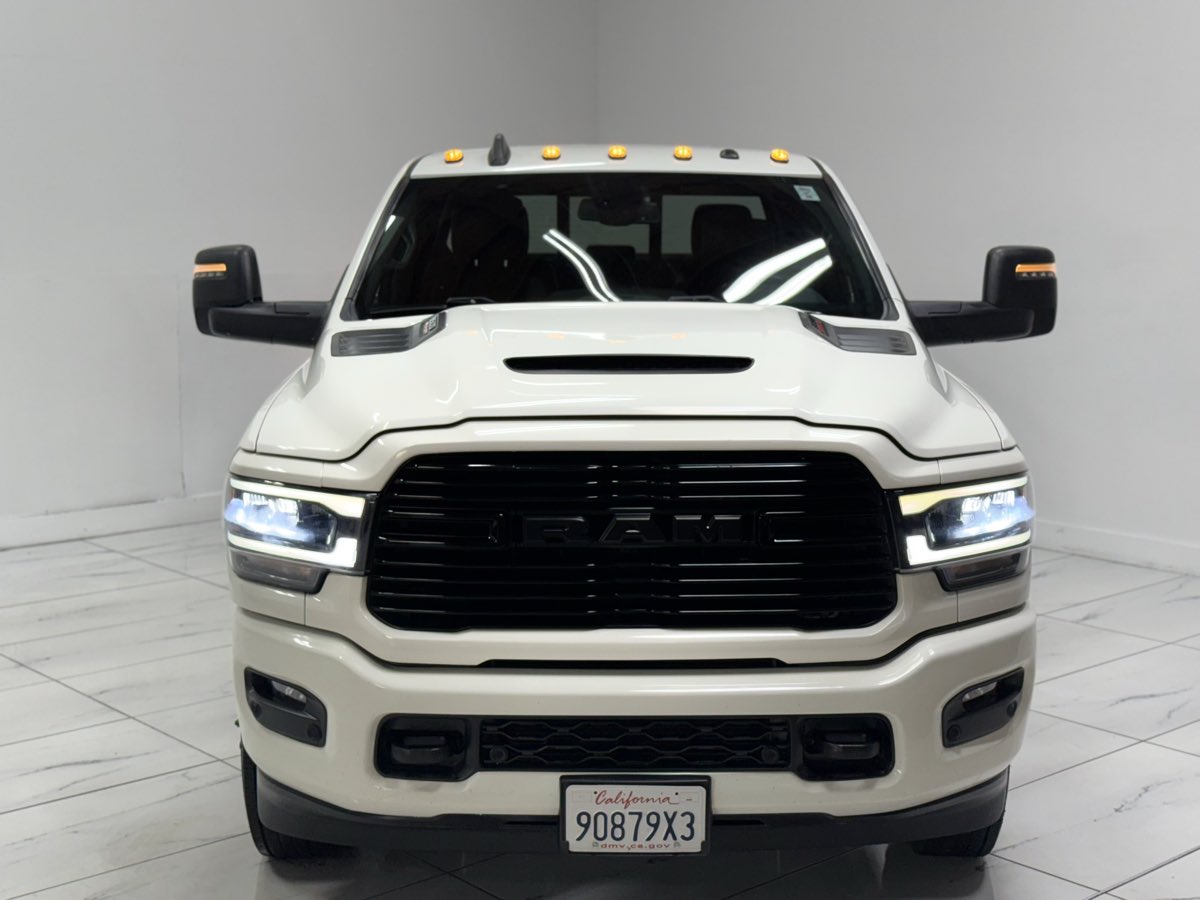 2024 Ram 3500 Laramie photo 4