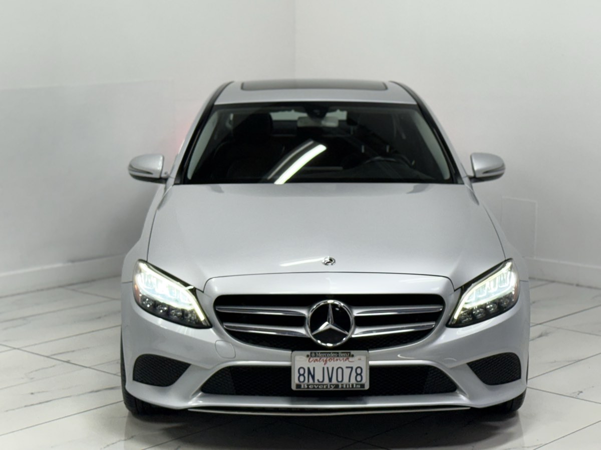 2020 Mercedes Benz C 300 Sedan photo 4