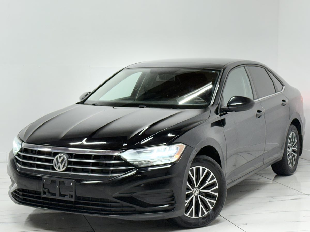 2019 Volkswagen Jetta SE R-Line photo 4