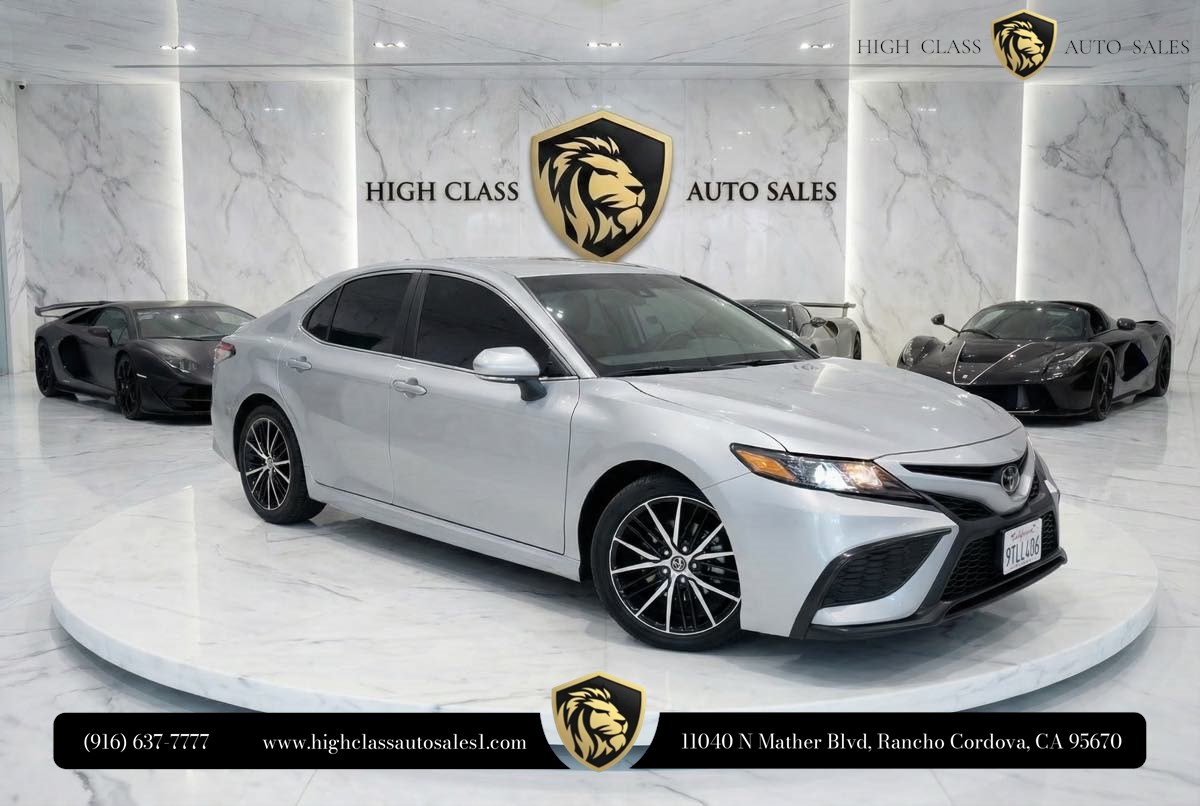 2023 Toyota Camry SE