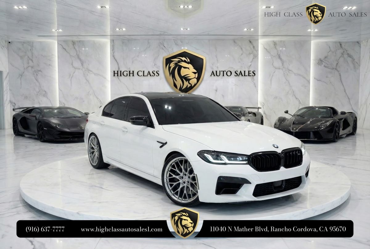 2023 BMW M5 -'s photo