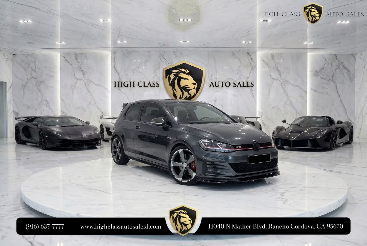 2016 Volkswagen Golf GTI 2.0T S 2-door PZEV's photo