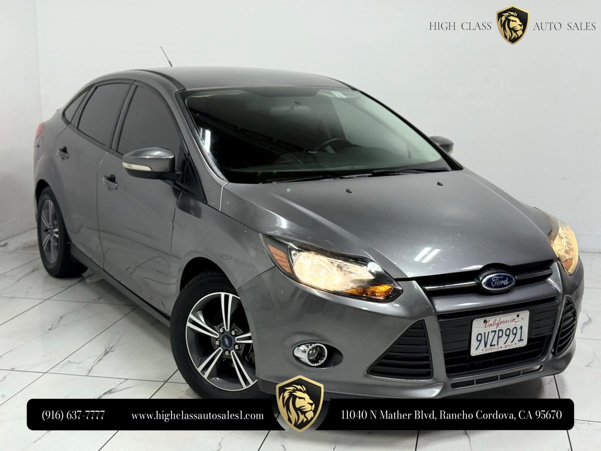 2014 Ford Focus Sedan SE's photo