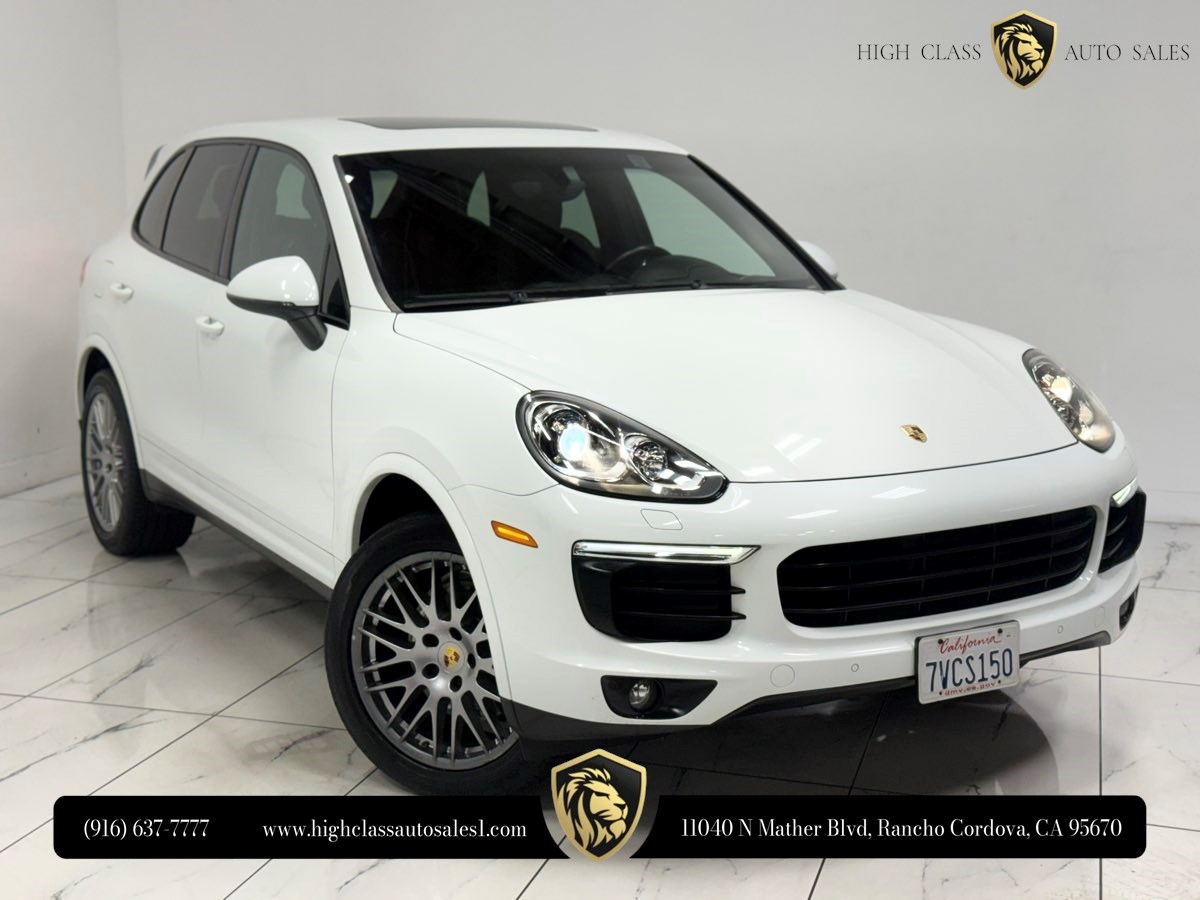 2017 Porsche Cayenne Platinum Edition's photo