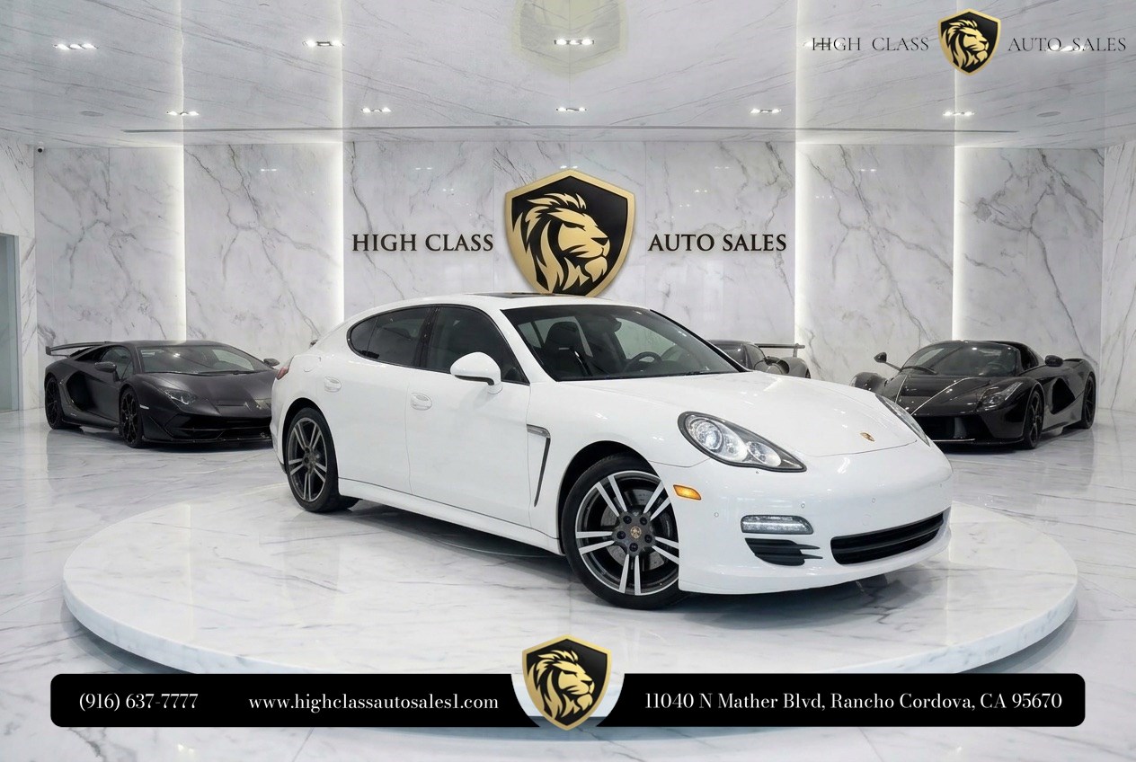 2012 Porsche Panamera 4's photo