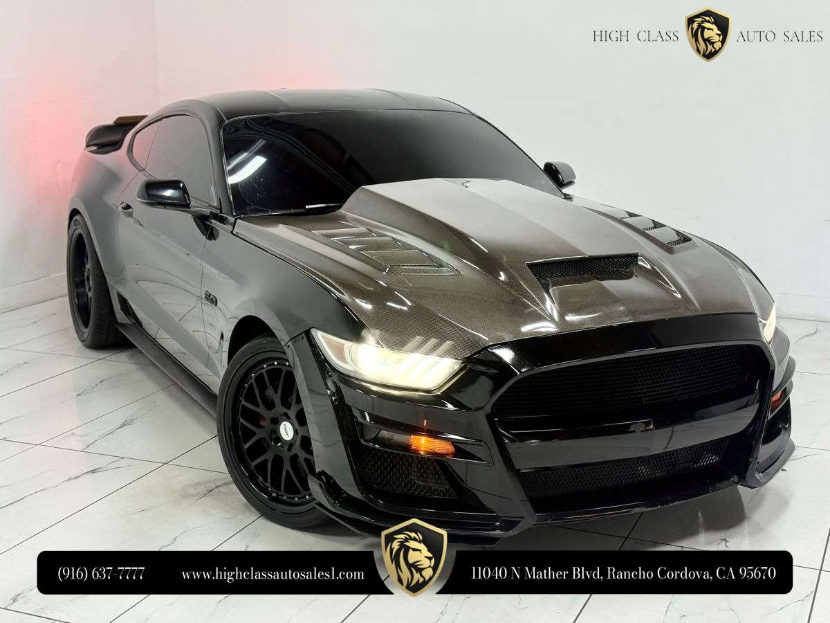 2015 Ford Mustang GT Coupe Premium's photo