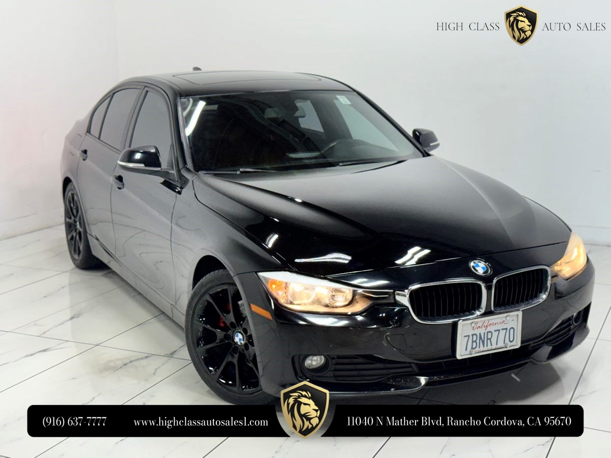 2013 BMW 3 Series 320i Sedan's photo