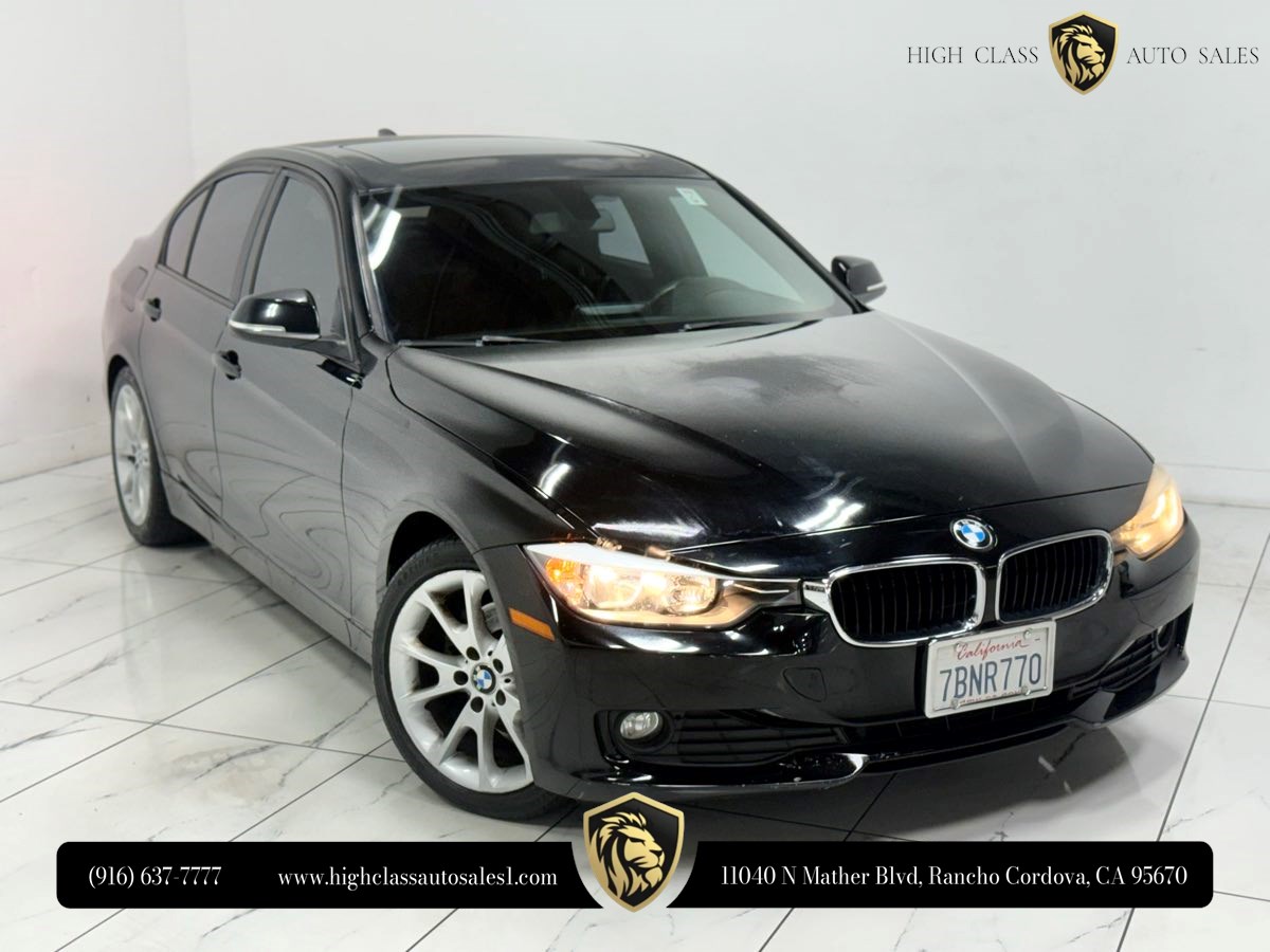 2013 BMW 3 Series 320i Sedan's photo