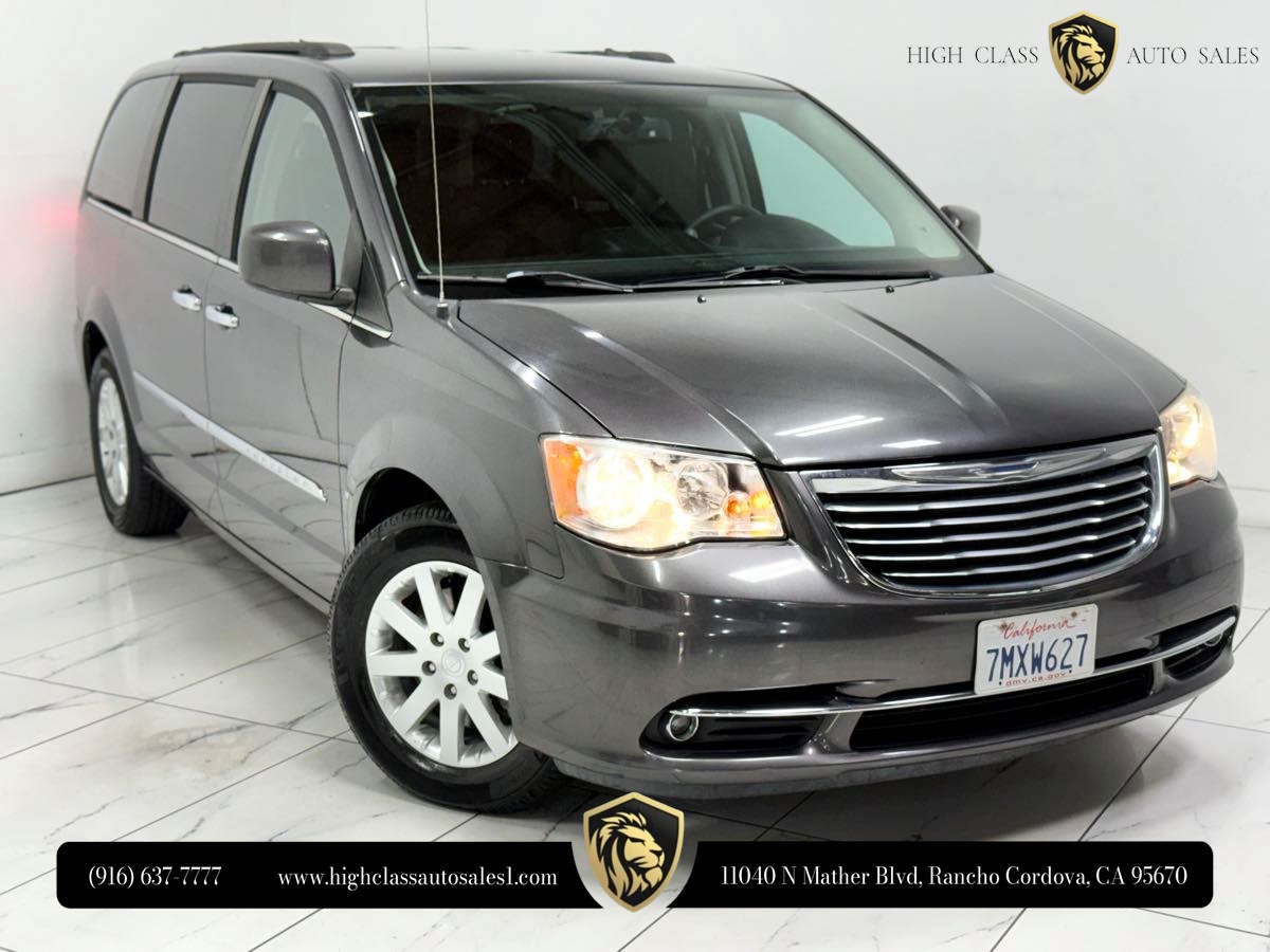 2015 Chrysler Town & Country Touring