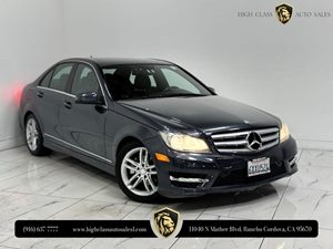 View 2013 Mercedes-Benz C 250 