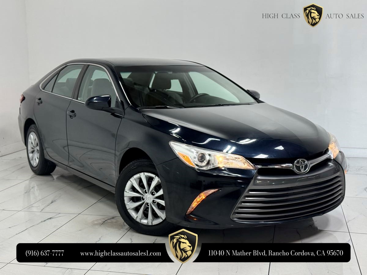 2017 Toyota Camry LE