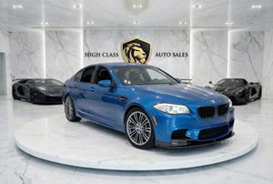 View 2013 BMW M5 
