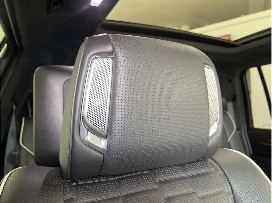 2023 Cadillac Escalade ESV Sport Platinum - Photo 30