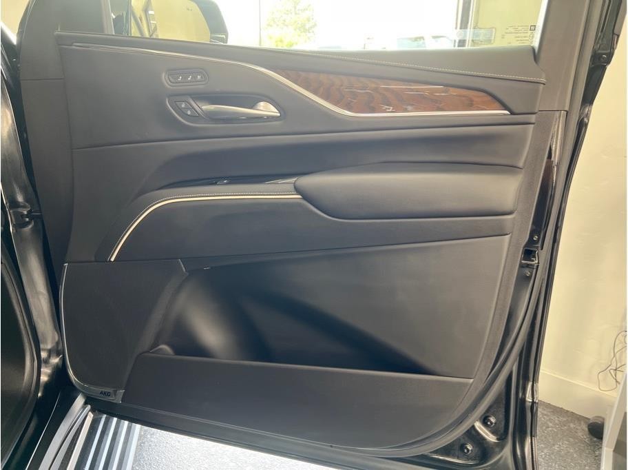 2023 Cadillac Escalade ESV Sport Platinum - Photo 31