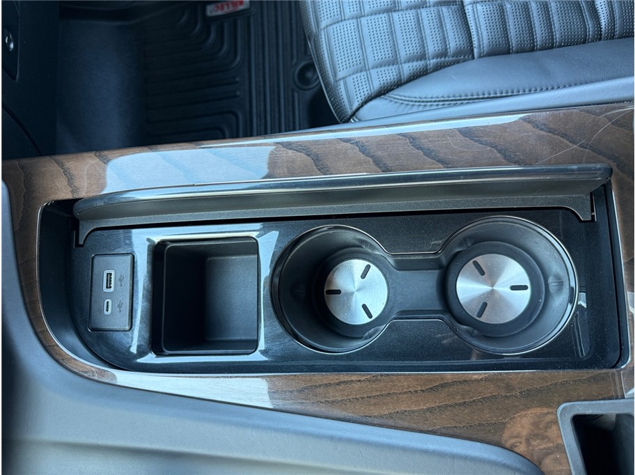 2023 Cadillac Escalade ESV Sport Platinum - Photo 21