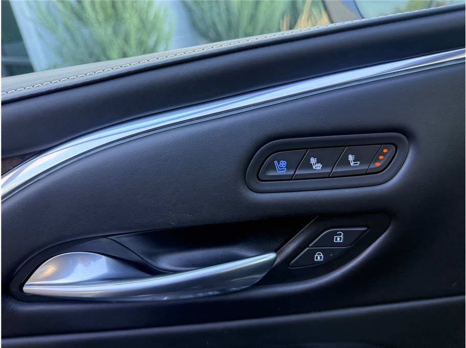 2023 Cadillac Escalade ESV Sport Platinum - Photo 30