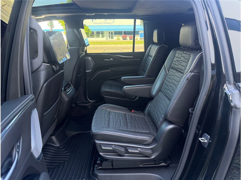 2023 Cadillac Escalade ESV Sport Platinum - Photo 34