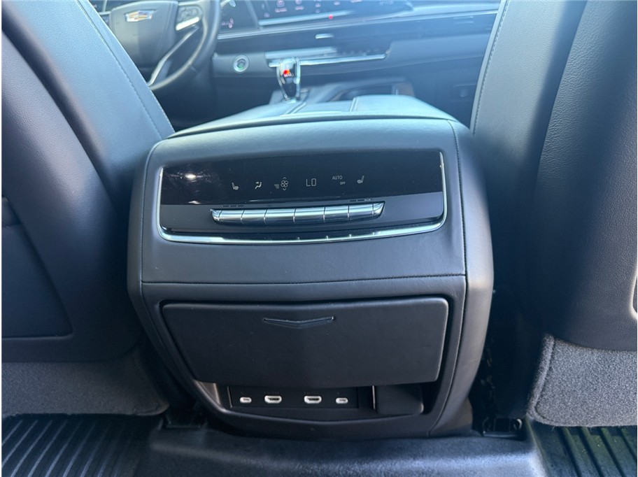 2023 Cadillac Escalade ESV Sport Platinum - Photo 38