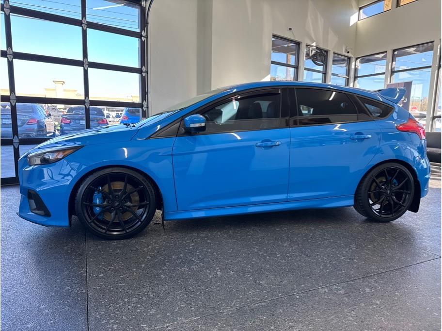 2017 Ford Focus RS photo 2