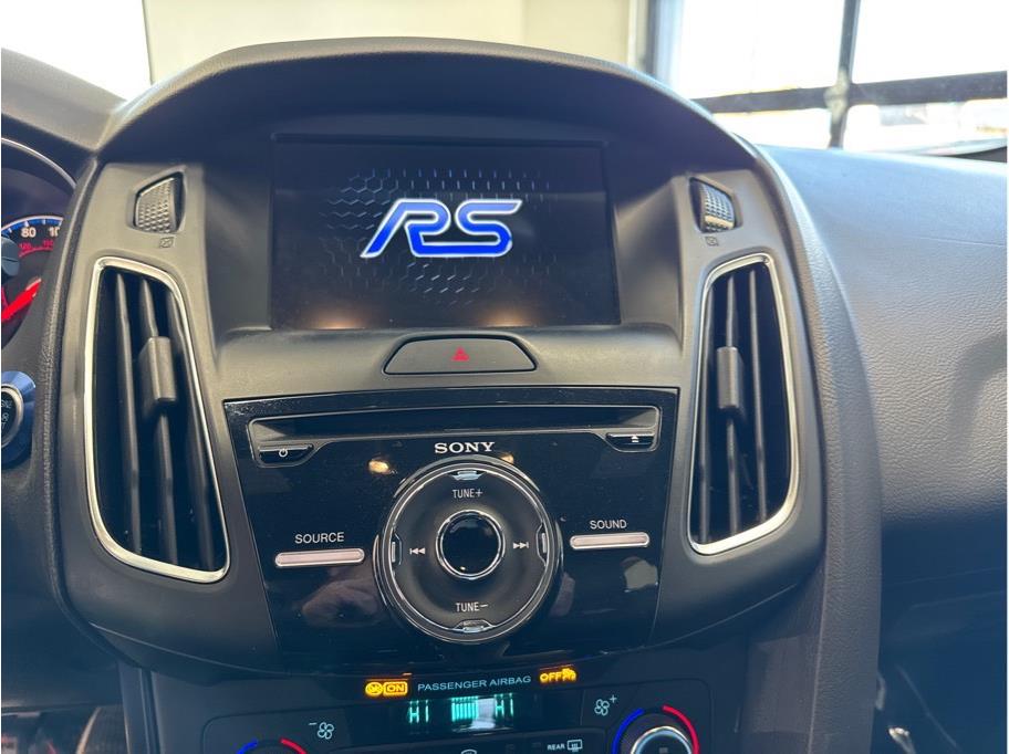 2017 Ford Focus RS photo 13