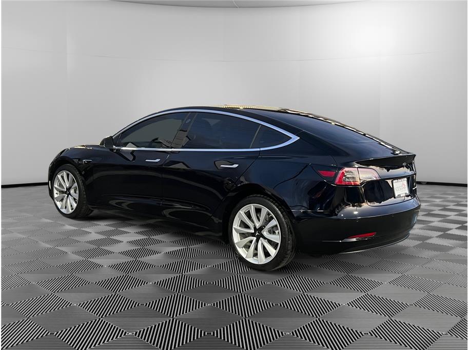 2018 Tesla Model 3 Base photo 3